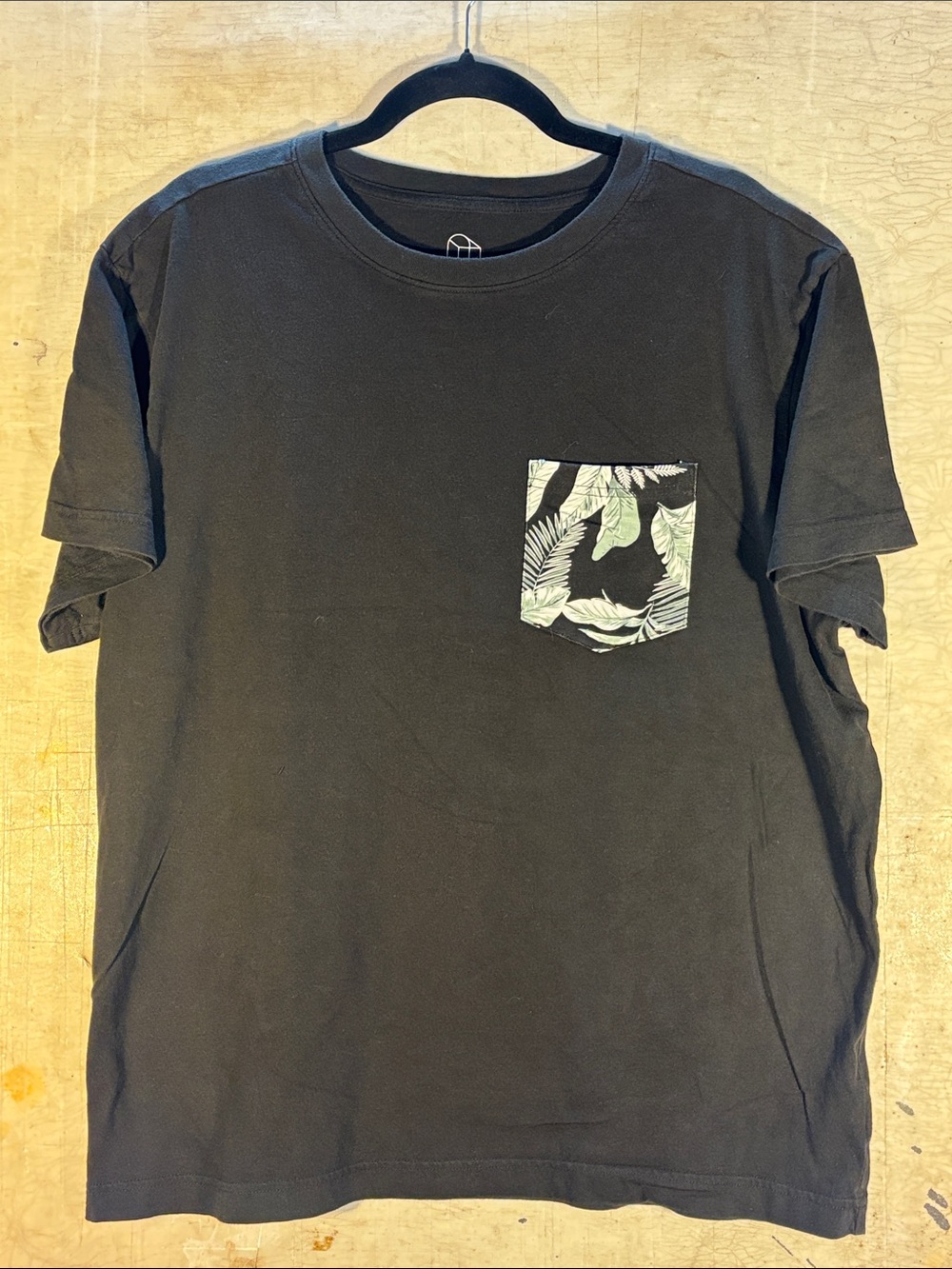 Men's Black Crewneck T-Shirt with Tropical Chest Pocket - Unbranded